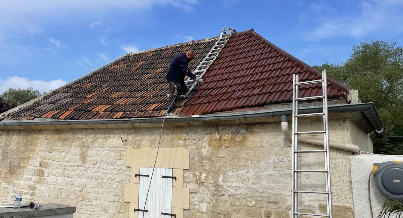 Peinture Hydrofuge de toiture Vineuil-Saint-Firmin