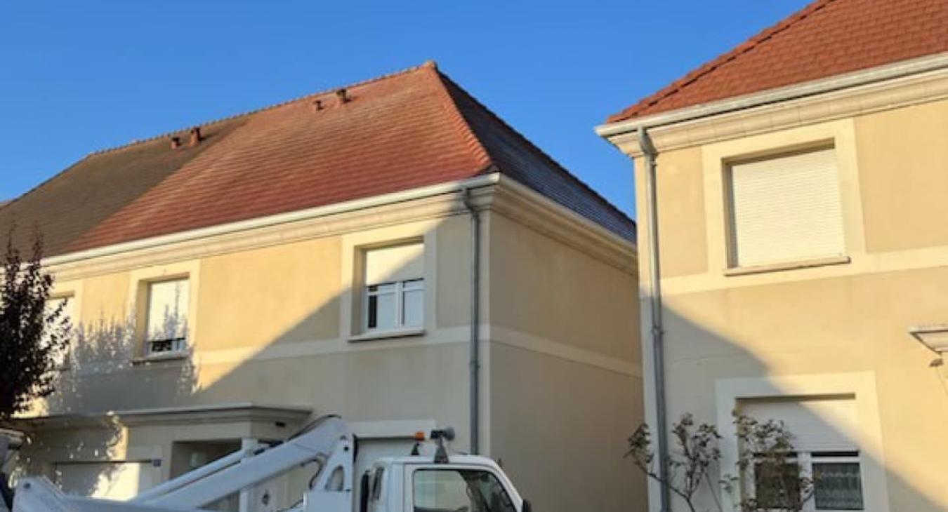 Nettoyage de toiture et façade 77